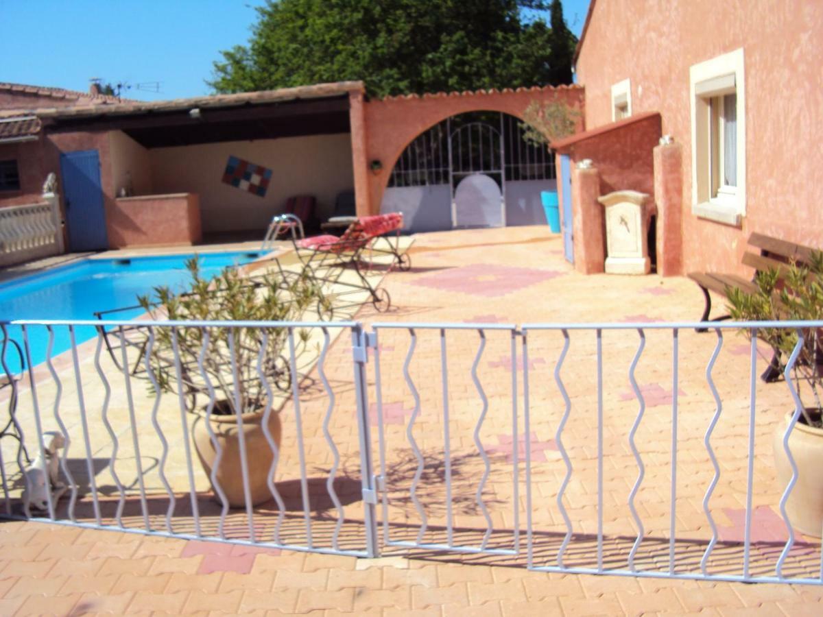 Maison D'Hotes La Douloire Pernes-les-Fontaines Esterno foto